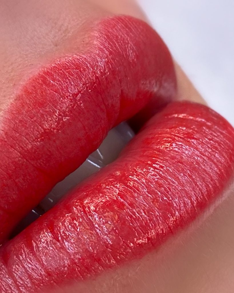 micropigmentación de labios en Bilbao para realzar el color o corregir la asimetría
